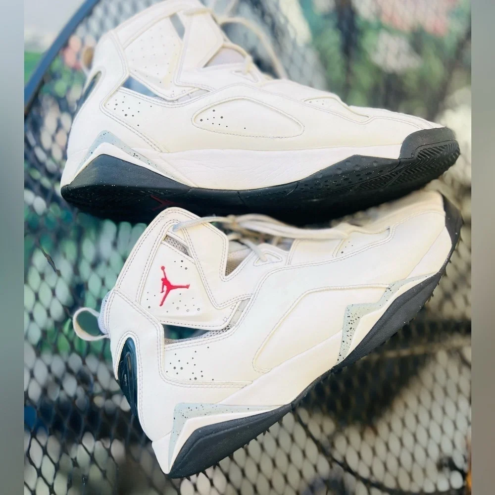 JORDAN Shoes TRUE FLIGHT Mens Size  11.5 WHITE CEMENT Basketball Sneaker 342964-